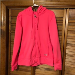 Under Armour rainproof hot pink jacket!🌟